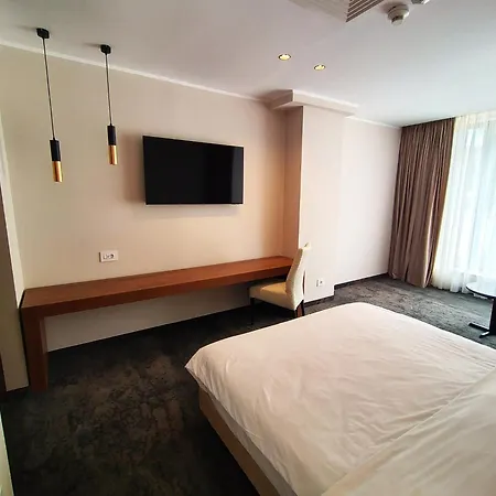 Embassy Romana アパートホテル