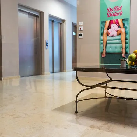 Aparthotel Embassy Romana