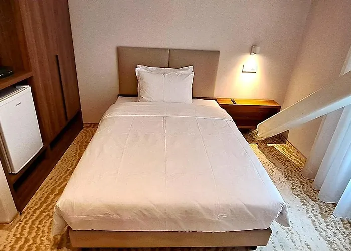 Embassy Romana Apart Otel Bükreş