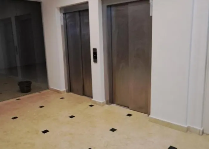 Embassy Romana 3* Bükreş