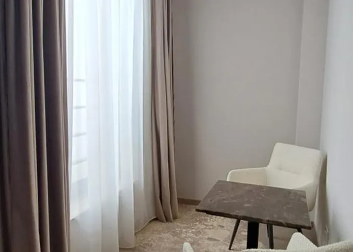 Apart Otel Embassy Romana 3*
