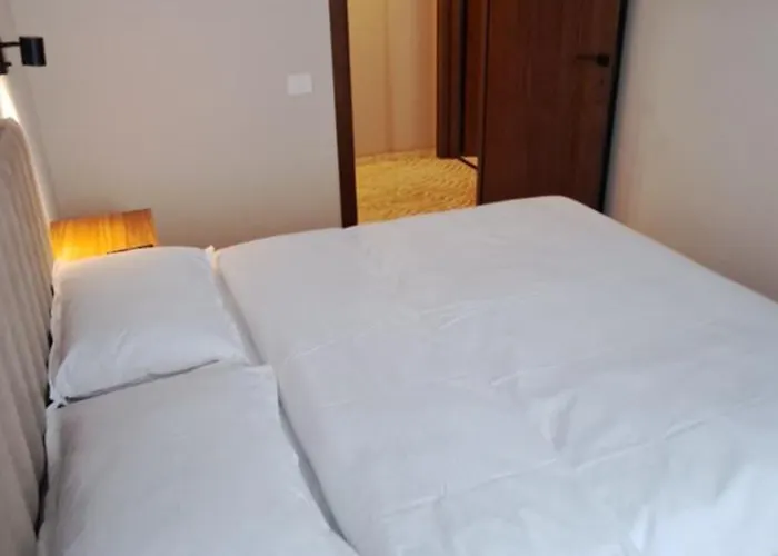 Embassy Romana Bucureşti