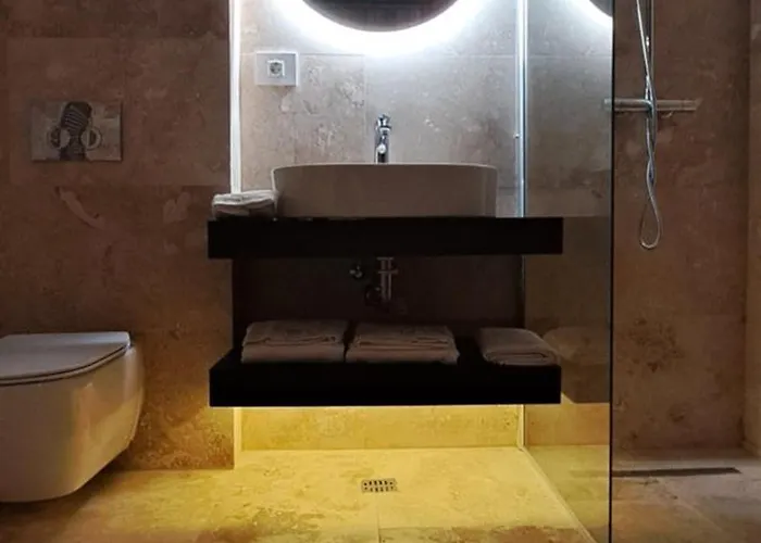 Apartahotel Embassy Romana