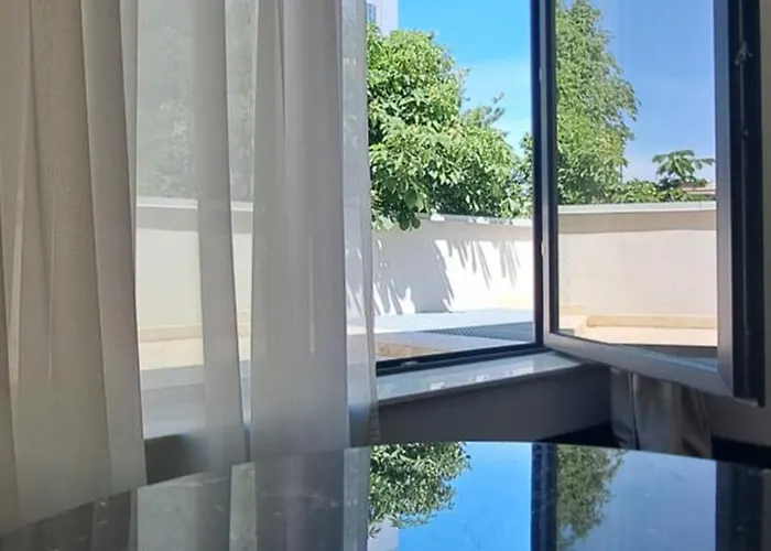 Embassy Romana Hotel de apartamente 3*