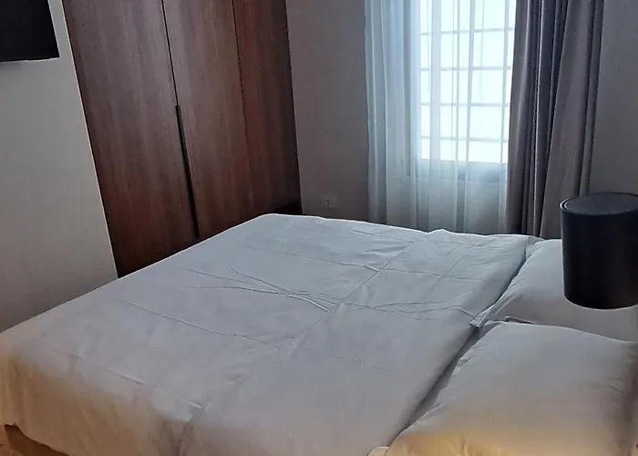 Apart Otel Embassy Romana