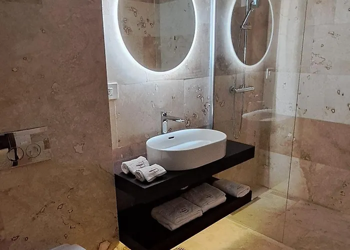 Apart Otel Embassy Romana