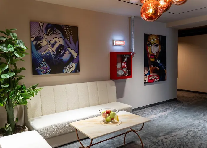 Embassy Romana Bucureşti