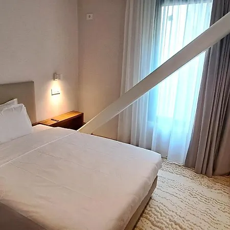 Embassy Romana Aparthotel Bukurešť