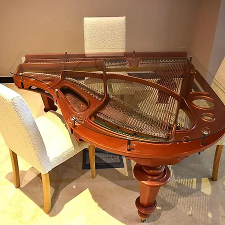 Embassy Romana Bukurešť