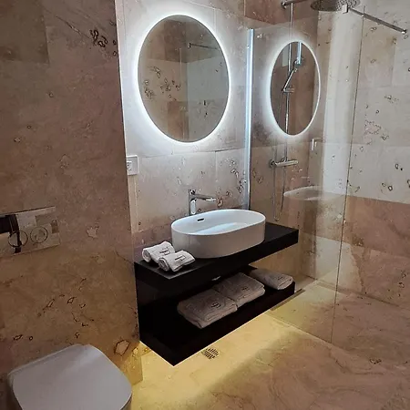 Aparthotel Embassy Romana