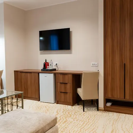 Embassy Romana Aparthotel