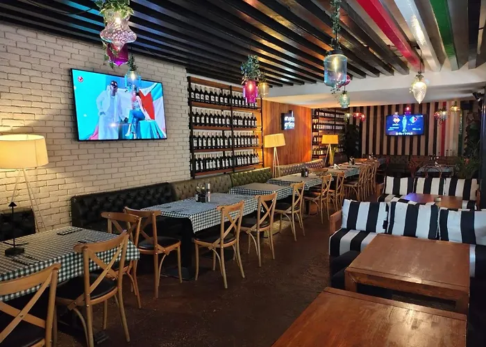 Embassy Romana 3* Bukurešť
