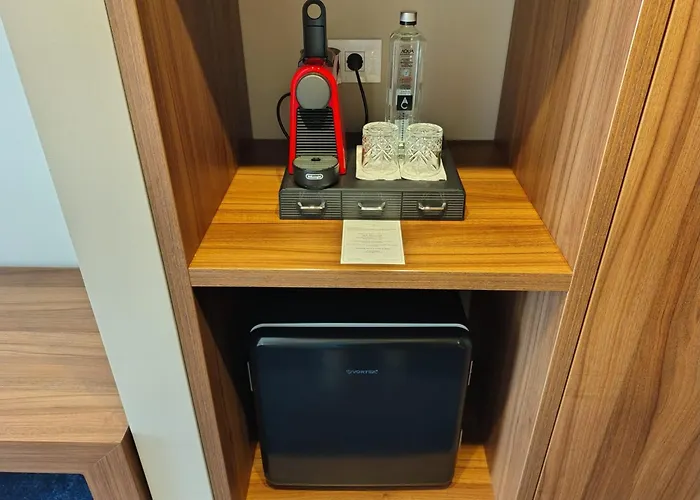Embassy Romana 3* Bukurešť