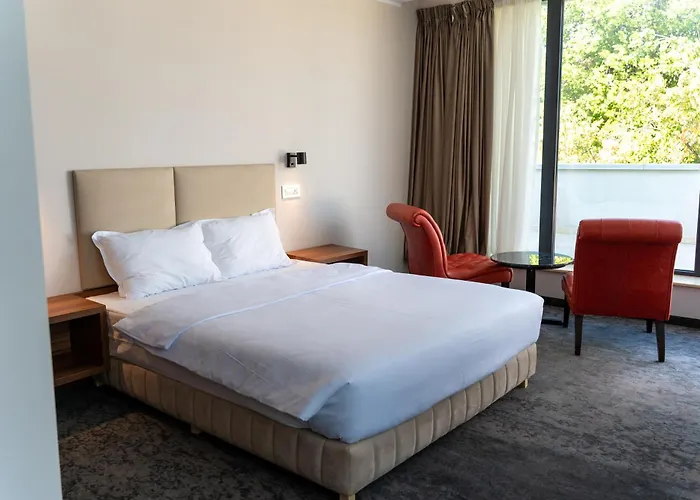Embassy Romana 3*